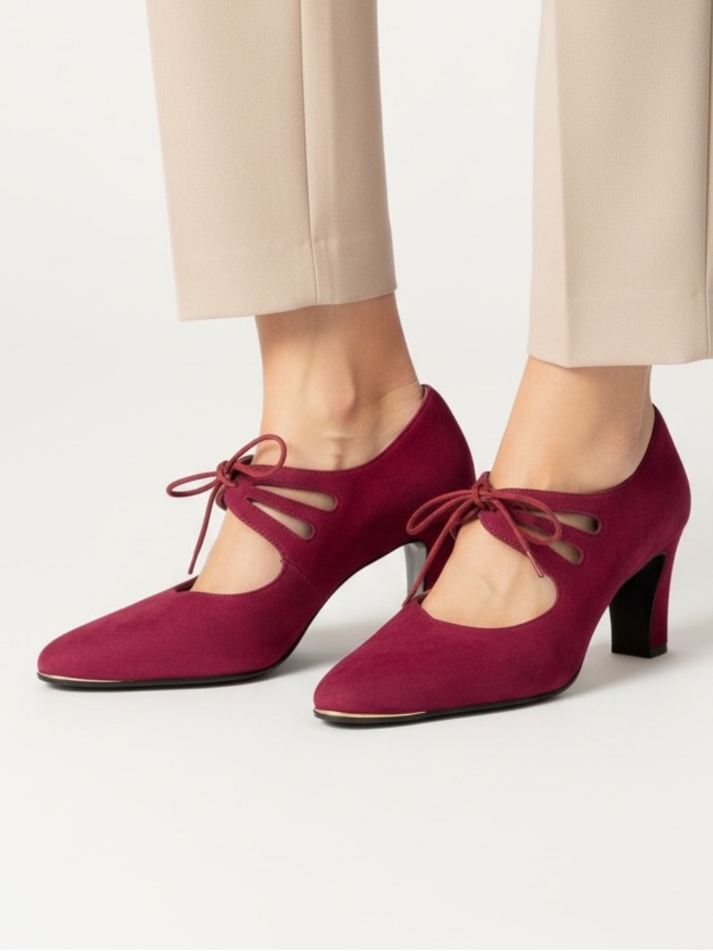 Vintage LifeStride Burgundy Suede Lace-Up Cutout Pumps Size 7.5